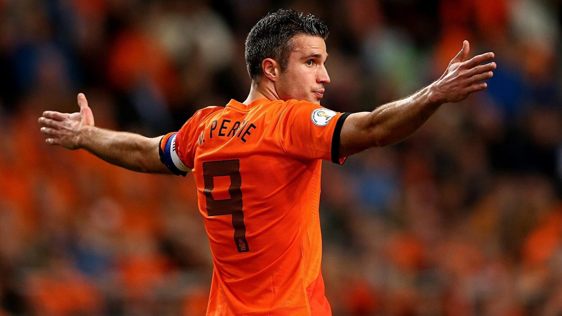 橙衣风暴席卷格子军，凯恩德甲争冠夜上演王者归来